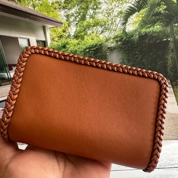 Coach Medium Wallet NWT - Picture 3 of 12